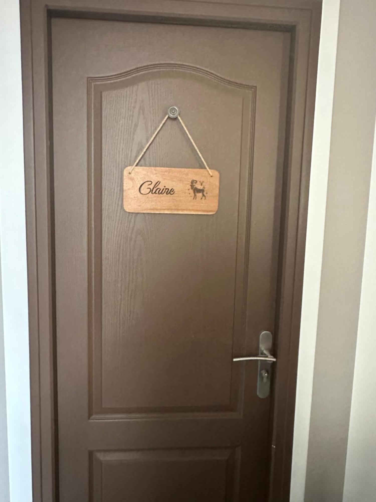 Chez Margotte Panzió Fontguenand Kültér fotó