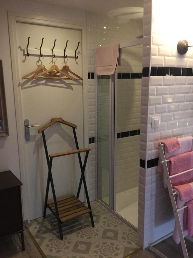 Chez Margotte Panzió Fontguenand Kültér fotó
